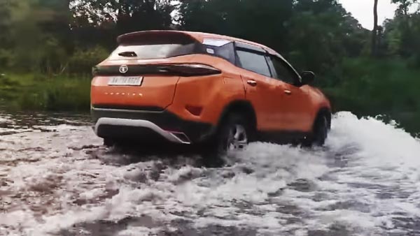சவாலான ஆற்றை அசால்டாக கடந்த டாடா ஹாரியர்... சாதாரண பயணிகள் காரால் எப்படி இது முடிந்தது? வீடியோ!