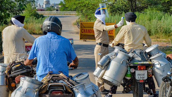 சமூக விலகலை மீறினால் ஆப்பு... வாகனங்களில் பயணிப்பவர்களுக்கான அபராதம் அறிவிப்பு... எவ்ளோ தெரியுமா?