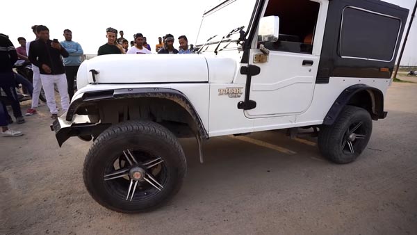 இசைக்கு ஏற்ப டான்ஸ் ஆடும் மஹிந்திரா தார்... இந்த வீடியோவை மிஸ் பண்ணிடாதீங்க, வருத்தப்படுவீங்க...