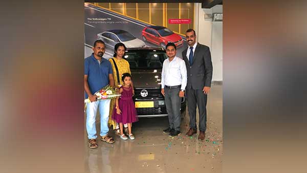 பலத்த எதிர்பார்ப்புக்கு இடையே ஃபோக்ஸ்வேகன் டி-ராக் எஸ்யூவி காரின் டெலிவிரி துவங்கியது...