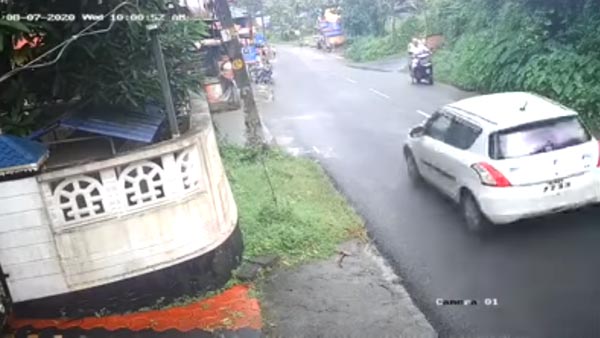 நம்ம ஊரு ரோட்ல எப்போ எது வேணாலும் நடக்கலாம்... சமூக வலை தளங்களில் வைரலாகும் வீடியோ...