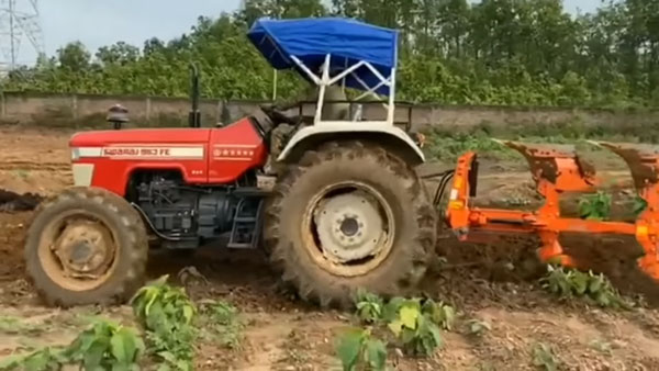 யாருமே எதிர்பாக்காத ஒன்னு... சூப்பரான டிராக்டரை விலைக்கு வாங்கிய தல டோனி... ஆச்சரியத்தில் ரசிகர்கள்