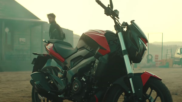 பஜாஜ் டோமினார் 400 பைக்கிற்கு எந்த விதத்திலும் சளைத்தது இல்லையாம் டோமினார் 250...