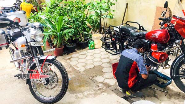 ராயல் என்பீல்டு பைக்கின் பழுதை சரிசெய்ய முடியாமல் தவிக்கிறீர்களா? உங்களுக்காகவே ‘சக்கரங்களில் சேவை’