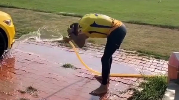 இப்படிப்பட்ட விலையுயர்ந்த கார் எல்லாம் சுரேஷ் ரெய்னாவிடம் உள்ளதா...? இணையத்தில் வைரலாகும் வீடியோ...