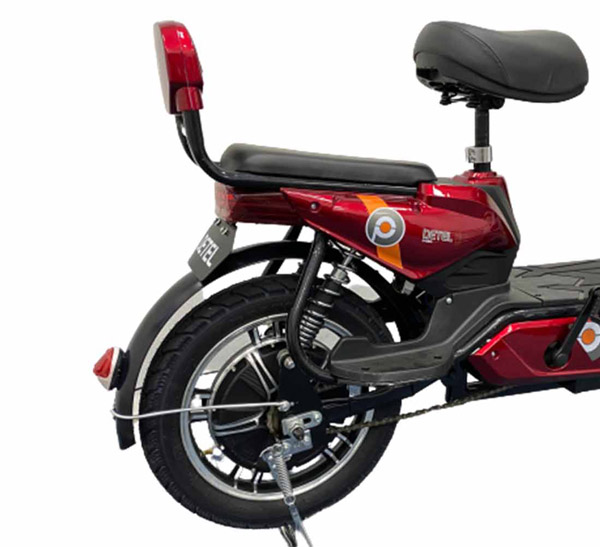 இந்த மொபட்டோட விலை முழுசா ரூ. 20,000ம் கூட இல்ல... மிக மிக மலிவு விலையில் சீன தயாரிப்பிற்கே டஃப் கொடுக்கும் டிடெல்!