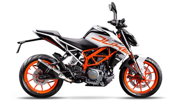 நடு ரோட்டில் காலை வாரிய கேடிஎம் ட்யூக் 390 பைக்... புதுவை இளைஞருக்கு நேர்ந்த சோகம்... வீடியோ!