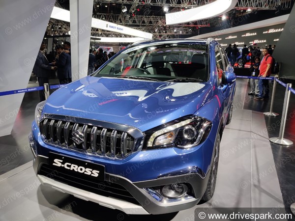 டீலர்ஷிப்களில் மாருதி எஸ்-க்ராஸ் மாடலின் 1.5 லிட்டர் பெட்ரோல் வேரியண்ட்... விற்பனை எப்போது ஆரம்பம்?
