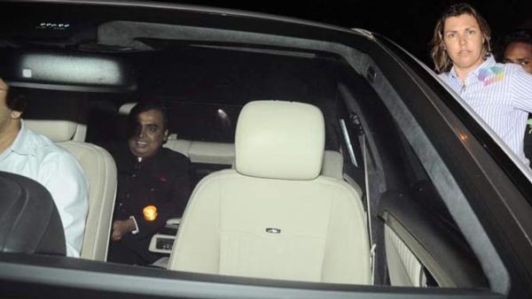 காவலர்கள் பயணிக்க பல கோடி மதிப்பில் காரை வாங்கிய அம்பானி... விலையை கேட்டு மெர்சலான மும்பை வாசிகள்!