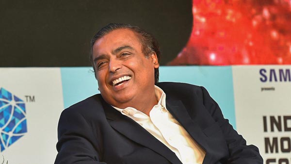 முகேஷ் அம்பானியின் புதிய கார் இதுதானாம்! இதோட விலை மற்றும் சிறப்பு தெரிஞ்சா மயக்கமே போட்ருவீங்க... பாதுகாப்பின் உச்சம்!