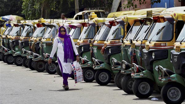 ஆட்டோ டிரைவர்களை மட்டும் குறி வைத்து செல்போன்களை திருடிய இளைஞர்... காரணத்தை கேட்டு ஸ்டன் ஆன போலீஸ்