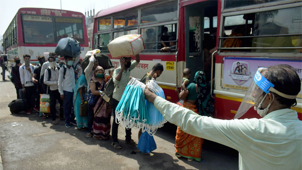 ஏசி உள்பட அனைத்து அரசு பேருந்துகளிலும் பெண்களுக்கு இலவச பயணம்... யோகியின் அதிரடிக்கு காரணம் இதுதான்
