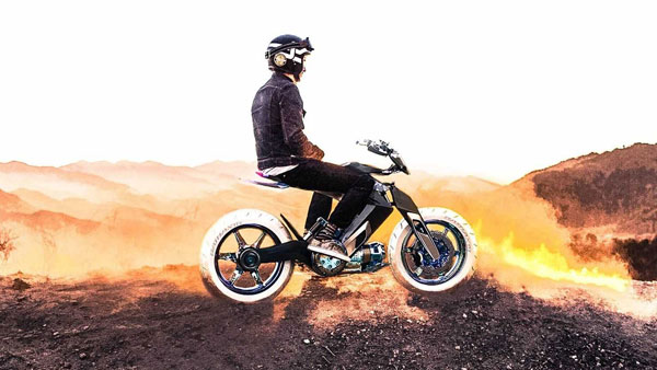 தண்ணீரில் ஓடும் பைக்கை தயாரிக்கும் யமஹா... அடுத்த லெவல் உற்பத்திக்கு தயாராகிய யமஹா... ஆவலில் மக்கள்!