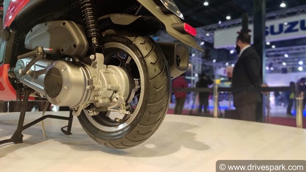 சூப்பரான ஏப்ரிலியா எஸ்எக்ஸ்ஆர் 160 மேக்ஸி ஸ்கூட்டருக்காக வெயிட்டிங்கா? உங்களுக்குத்தான் இந்த செய்தி!