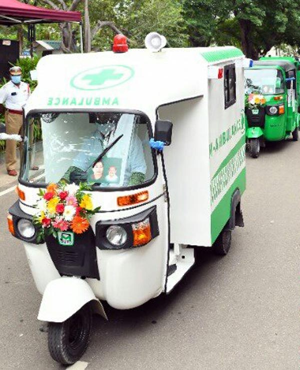 இந்தியாவின் முதல் சூரிய-சக்தி ஆட்டோ... தமிழகத்தில் பயன்பாட்டிற்கு கொண்டுவந்து மாஸ் காட்டிய முதல்வர்!