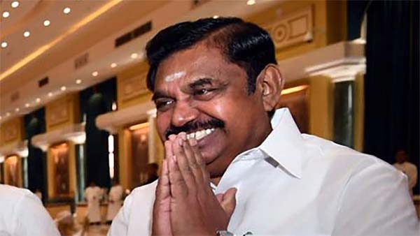 முதல்வர் எடப்பாடி பழனிச்சாமியை மெர்சலாக்கிய மதுரை அரசு பள்ளி மாணவர்கள்... என்ன செய்தார்கள் தெரியுமா?