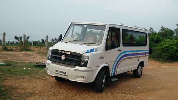 கொரோனா பரவலுக்கு முன்பே சமூக இடைவெளியுடன் தாயாரன டிராவல்லர்... தமிழகத்தில் நிகழ்ந்த ஆச்சரியம்?