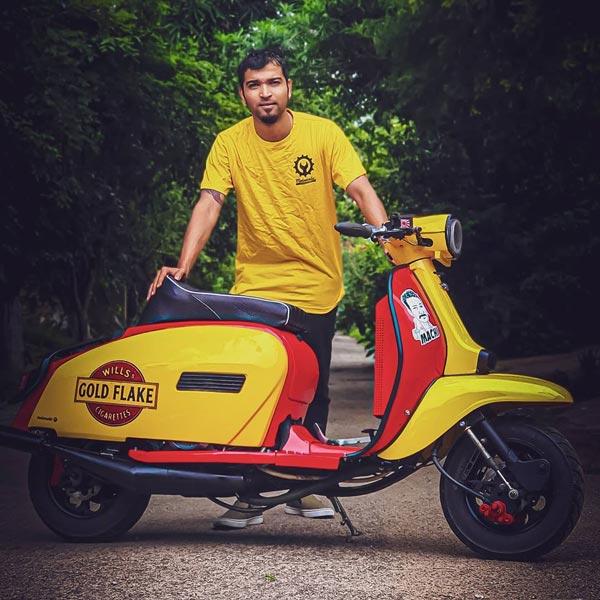 இந்தியாவின் ஒரே 2-சிலிண்டர் லம்ப்ரெட்டா ஸ்கூட்டர்... செலவான தொகை சுமார் ரூ.2.5 லட்சம்...