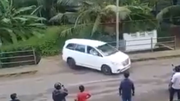 காரை எப்படி பார்க் செய்வதுனு இவருகிட்ட கத்துக்கோங்க... ஆனா, மிஸ் ஆச்சுன காரோட கத குளோஸ்தான்..!