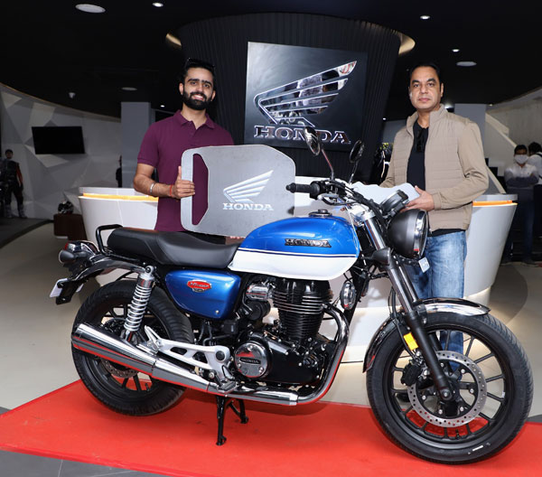 ஹோண்டா ஹைனெஸ் சிபி350 மோட்டார்சைக்கிள் டெலிவிரி துவங்கியது