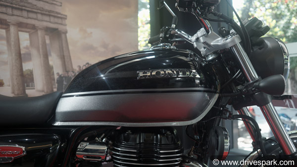 ரூ.4,999 மாதத் தவணையில் ஹோண்டா சிபி350 பைக்கை வாங்கலாம்!