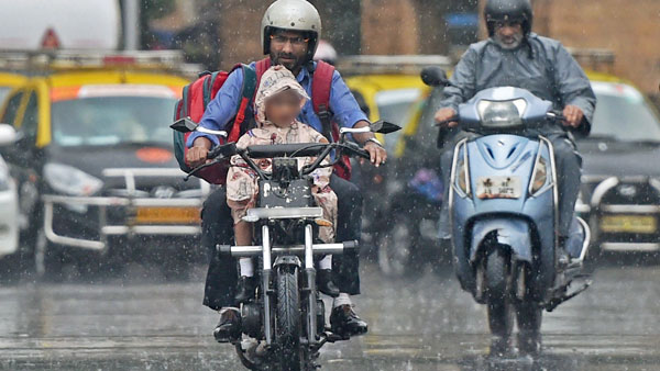 கடை கடையாக ஏறி, இறங்கும் பெற்றோர்... குழந்தைகளுக்கான ஹெல்மெட்டிற்கு திடீர் டிமாண்ட்... ஏன் தெரியுமா?