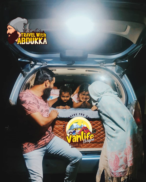 சின்ன வீடாக மாறிய இன்னோவா... சொகுசு வீட்டையே மிஞ்சும் வசதிகள்... இந்த கார்ல இத்தனை வசதிகளா?