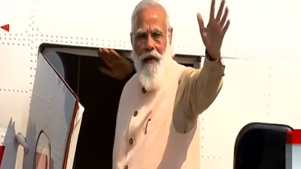 தண்ணீரில் இயங்கும் விமான சேவை, குஜராத்தில் தொடக்கம்!! வேற லெவல் திட்டங்களை கொண்டுவரும் மோடி