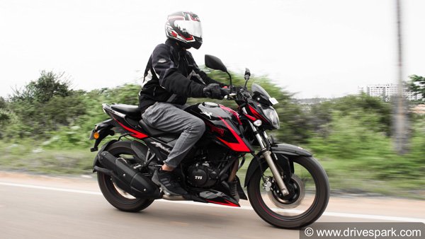 உலகளவில் டிவிஎஸ் அப்பாச்சி பைக்குகளுக்கு கிடைத்த புதிய அந்தஸ்து... இதெல்லாம் வேற லெவல்...
