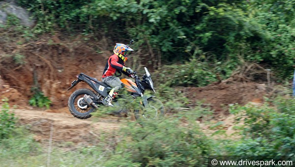 பிக்ராக் டர்ட்பார்க் டிரெயில் அட்டாக் போட்டி 2020: இதுல சிறுவர்கள்கூட போட்டியிட்டாங்கனு சொன்னா நம்புவீங்களா!