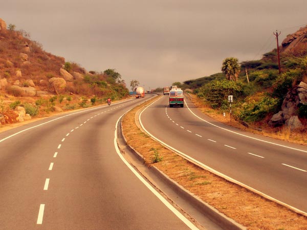 சென்னை - பெங்களூர் எக்ஸ்பிரஸ் சாலை பணிகள் விரைவில் துவங்குகிறது... நம்ப முடியாத பயண நேரம்!