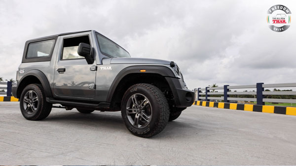 உச்சாணி கொம்பில் மஹிந்திரா தார்... உச்சுக் கொட்டி நிற்கும் வாடிக்கையாளர்கள்!