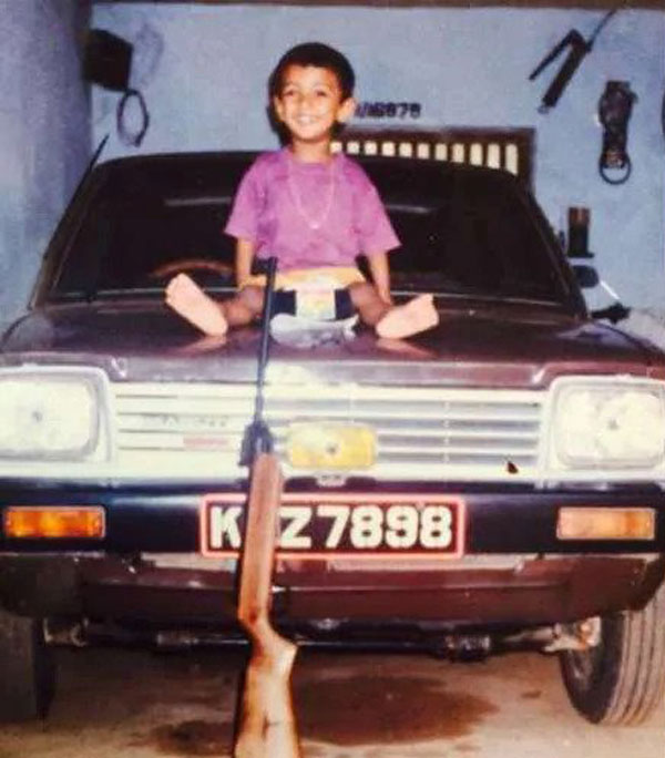 நெகிழ்ச்சி! 13 ஆண்டுகளுக்கு முன் விற்கப்பட்ட மாருதி 800 காரை கண்டுபிடித்து தந்தைக்கு பரிசளித்த மகன்