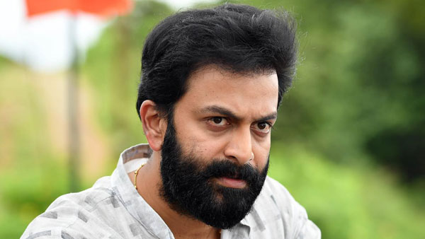 அடுத்த படத்தில் ஜாவா பைக்கை ஓட்ட போகிறார்... போட்டோ மூலம் கிடைத்த தகவலால் ரசிகர்கள் உற்சாகம்...
