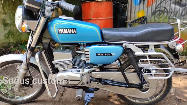 யமஹா ஆர்எக்ஸ்100 பைக்கின் மினியேச்சர் வெர்ஷன்... கேரள இளைஞரின் அட்டகாசமான தயாரிப்பு...