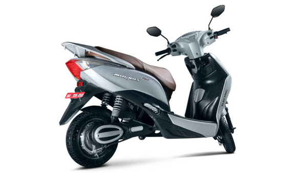 திரும்பி பார்ப்போம்... 2020ல் விற்பனைக்கு வந்த பெஸ்ட் ஸ்கூட்டர்கள்... என்ன இத்தன ஸ்கூட்டர் இந்த வருஷம் அறிமுகமாச்சா?