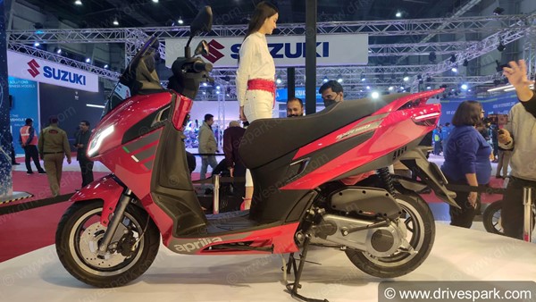 ஏப்ரிலியா எஸ்எக்ஸ்ஆர்160 மேக்ஸி ஸ்கூட்டர் விரைவில் அறிமுகமாகிறது