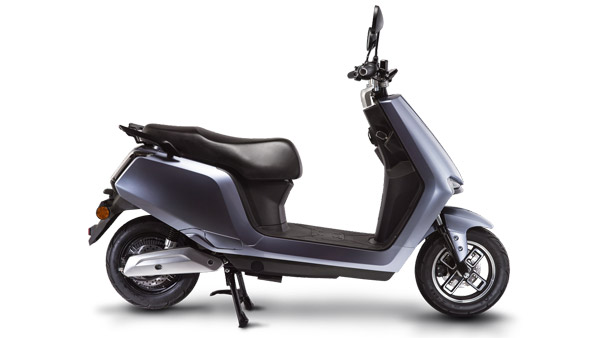 திரும்பி பார்ப்போம்... 2020ல் விற்பனைக்கு வந்த பெஸ்ட் ஸ்கூட்டர்கள்... என்ன இத்தன ஸ்கூட்டர் இந்த வருஷம் அறிமுகமாச்சா?