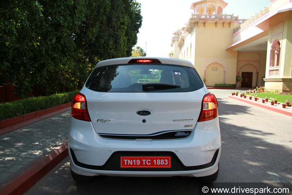 மஹிந்திராவின் புண்ணியத்தில் சக்தி வாய்ந்த காராக மாறப்போகும் ஃபோர்டு ஃபிகோ... எப்படினு தெரியுமா?