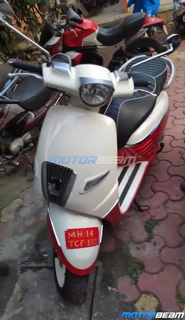 கேமிராவின் கண்களில் சிக்கிய இரு புதுமுக ஸ்கூட்டர்கள்... இந்த ஸ்கூட்டர்கள் எந்த நிறுவனத்தின் தயாரிப்பு என தெரியுமா?