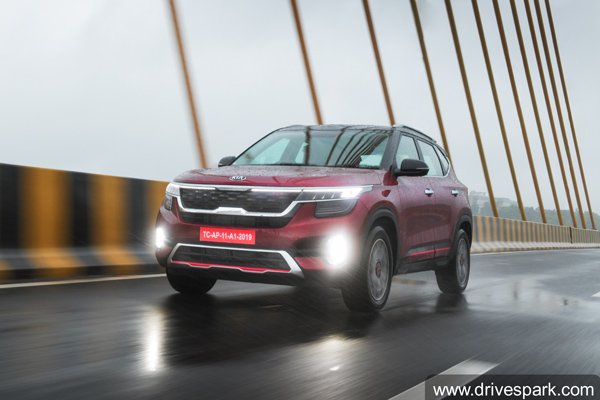 இந்தியாவில் இருந்து வெளிநாடுகளுக்கு பறக்கும் டாப்-10 கார்கள் இவைதான்!! முதலிடத்தில் எந்த கார் தெரியுமா?