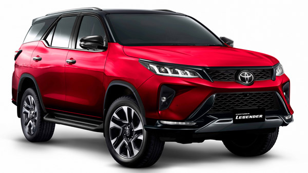 2021 டொயோட்டா ஃபார்ச்சூனரை முன்பதிவு செய்தவர்களுக்கு ஓர் இன்ப செய்தி!! கார் ஷோரூம்களை வந்தடைய துவங்கிவிட்டது