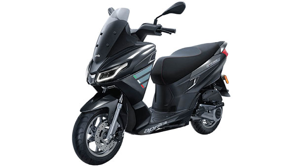 ஏப்ரிலியா எஸ்எக்ஸ்ஆர்160 மேக்ஸி ஸ்கூட்டரின் டெலிவரி தொடங்கியது... வாடிக்கையாளர்கள் உற்சாகம்...