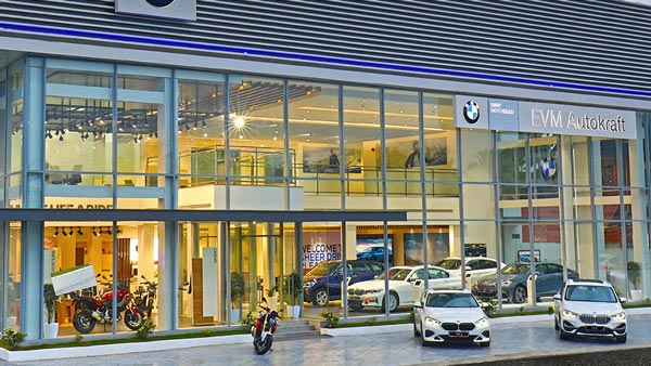 கொரோனாவிற்கு மத்தியிலும் BMW கார்களை வாங்கி குவித்துள்ள இந்தியர்கள்!! 2020ல் எத்தனை கார் விற்பனையாகியுள்ளதா?!