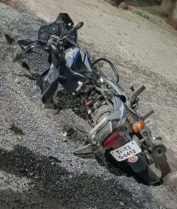 சொகுசு கார் மோதி இரு போலீஸார் பலி... சென்னையில் அரங்கேறிய கோர சம்பவம்... என்ன நடந்தது?