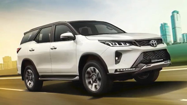 நீண்ட நாட்களாக ஏங்க வைத்த 2021 டொயோட்டா ஃபார்ச்சூனர் உரிமையாளர்களின் கை சேர தொடங்கியது... முழு விபரம்!!