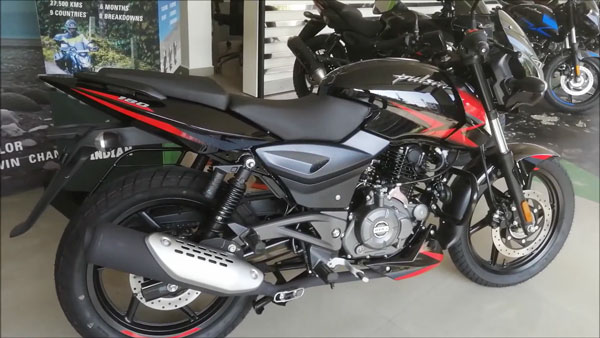 2 வருடங்களுக்கு பிறகு மீண்டும் ஷோரூம்களில் பல்சர் 180 பைக்குகள்!! விலை எவ்வளவு தெரியுமா?