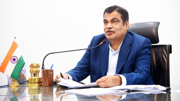 சஸ்பென்ஸ் ட்வீட் போட்ட மத்திய அமைச்சர் நிதின் கட்காரி... எதிர்பார்ப்பின் உச்சத்தில் விவசாயிகள்... என்ன தெரியுமா?