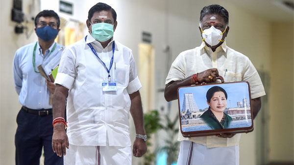 இதெல்லாம் எங்கயோ கேட்ட மாதிரியே இருக்கே... 2019ம் ஆண்டு தாக்கல் செய்த பட்ஜெட்டை மறந்து போய் வாசித்தாரா ஓபிஎஸ்?
