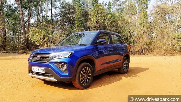 மாருதி சுஸுகி விட்டாரா பிரெஸ்ஸாவை விட சிறந்த காரா டொயோட்டா அர்பன் க்ரூஸர்? ரோடு டெஸ்ட் ரிவியூ!